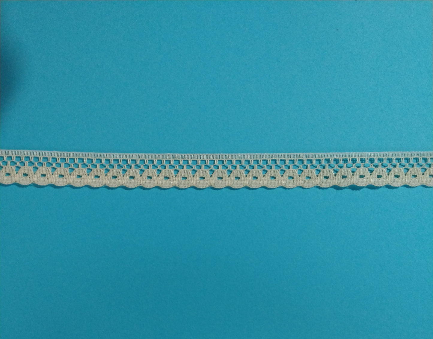 3/8" Donut Lace-Natural