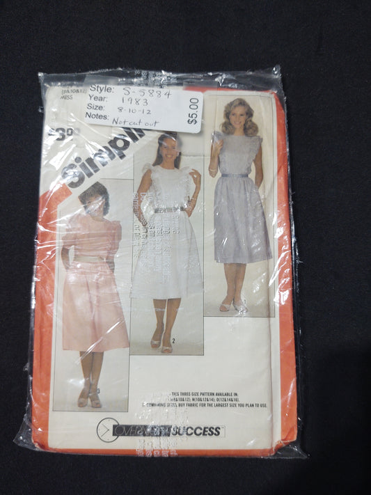 Simplicity Pattern 5884