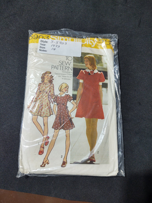 Simplicity Pattern 5903-1973